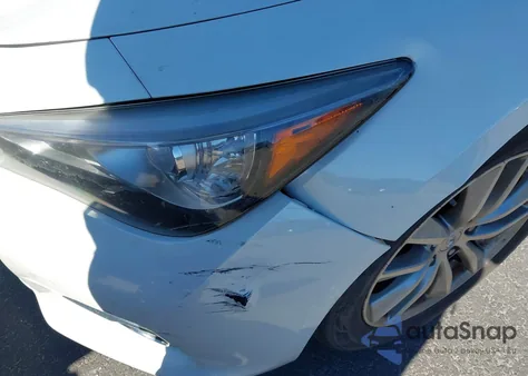 2014 Infiniti Q50 Premium z USA, uszkodzony, nr VIN JN1BV7AP6EM684263